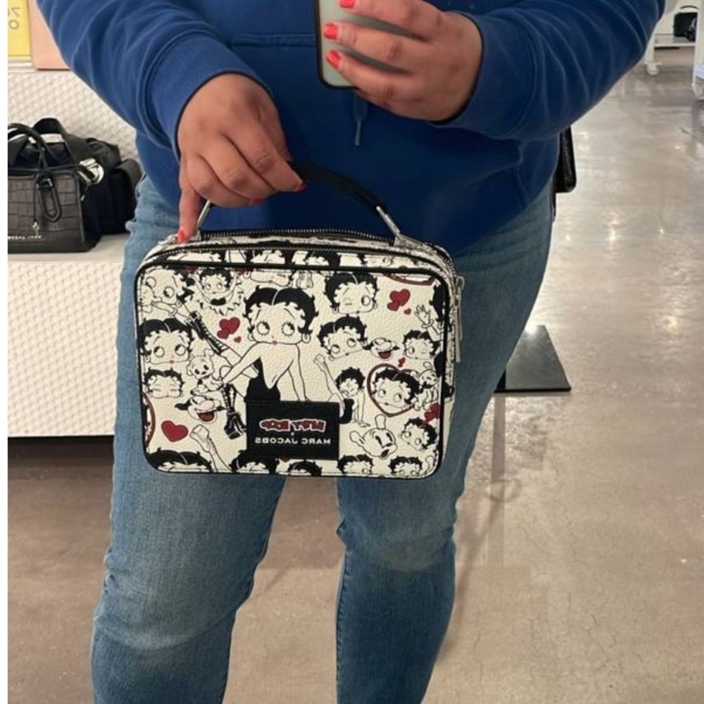 NWT MARC JACOBS x Betty Boop The Large Box Top Handle Crossbody Bag Black White - Picture 5 of 11